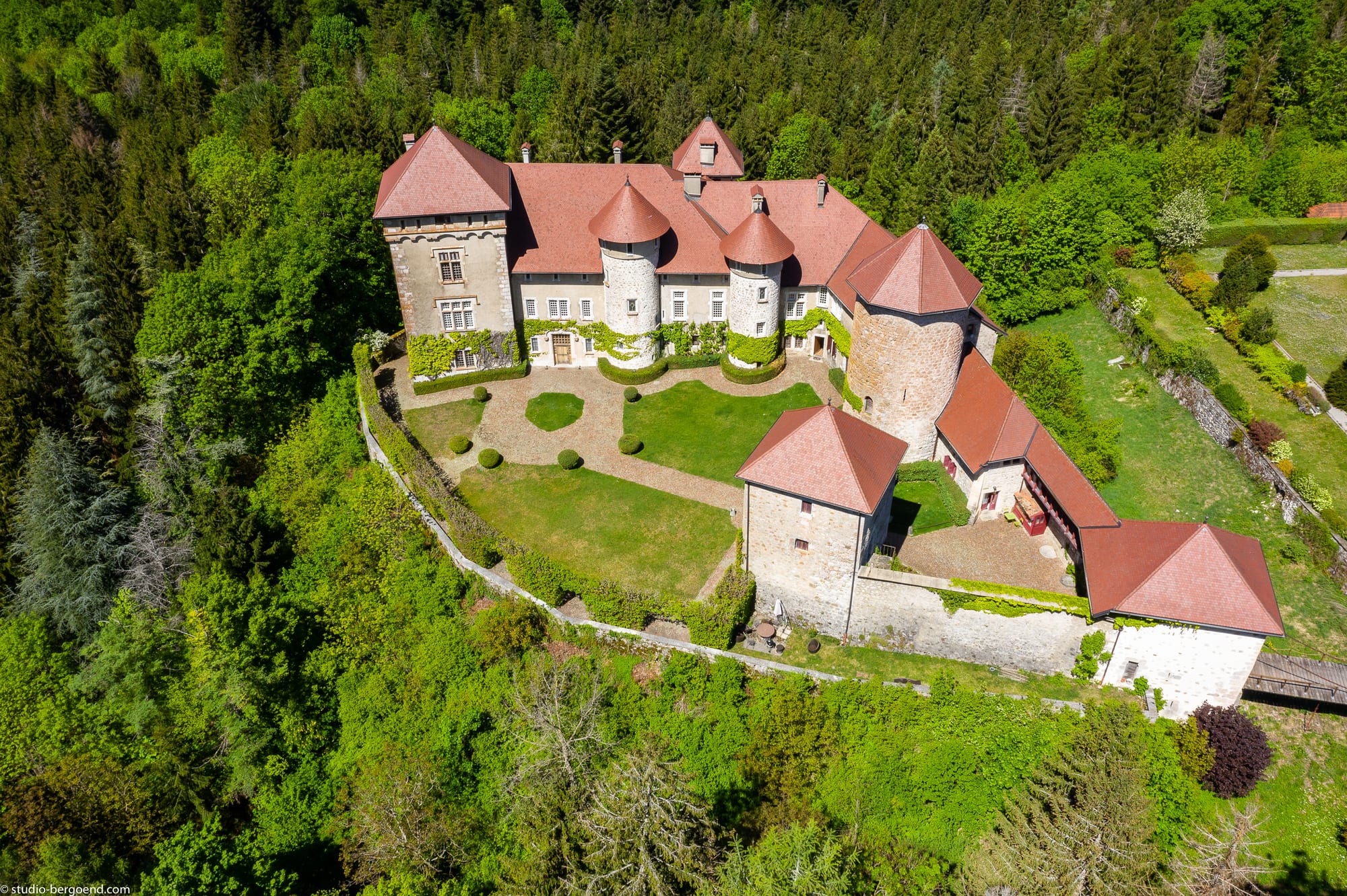 Château de Thorens, Lieu de réception à Fillière